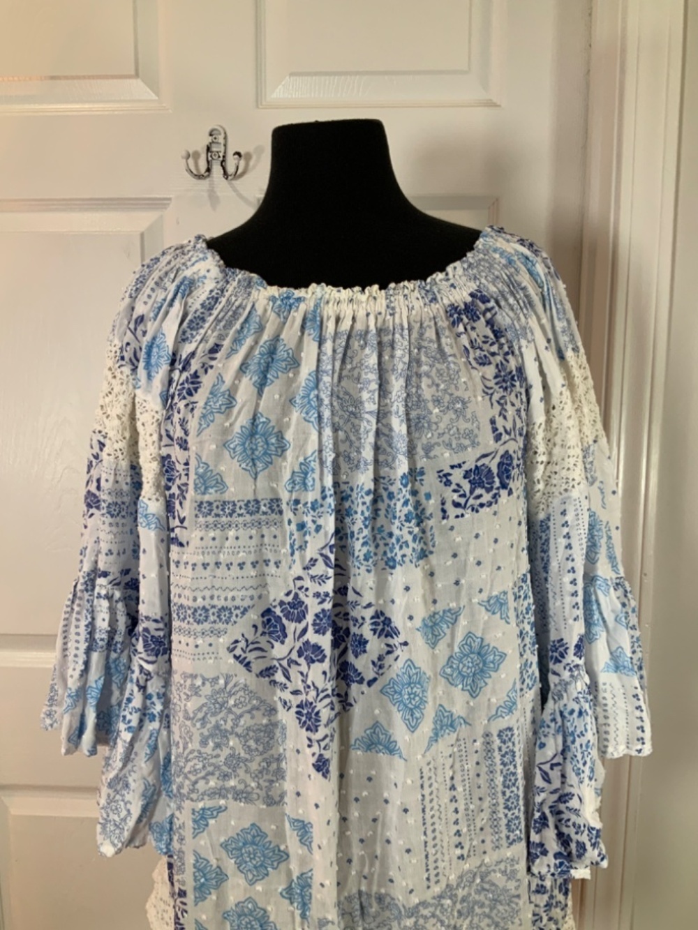 Surf Gypsy Blue Boho Patchwork Floral Wide Sleeve Crochet Top Size Small - Picture 2 of 8